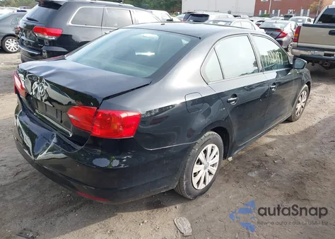 2014 Volkswagen Jetta 2.0L S z USA, uszkodzony, nr VIN 3VW2K7AJ9EM357634